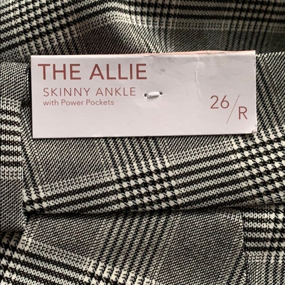 Lane Bryant Allie Stretch Ankle Pant NWT Size26&28 - Picture 6 of 8